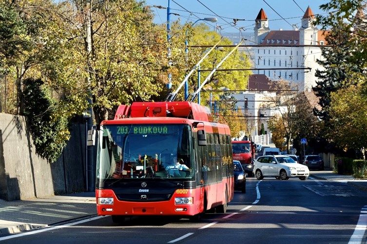 fotka trolejbusu číslo 203